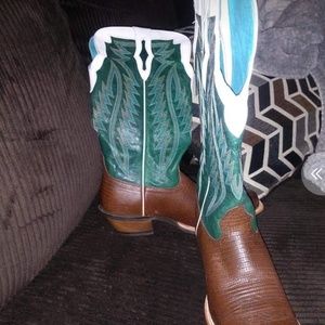 Brand New Ariat Boots